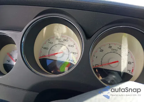 2013 Dodge Challenger Sxt z USA, uszkodzony, nr VIN 2C3CDYAG2DH582054